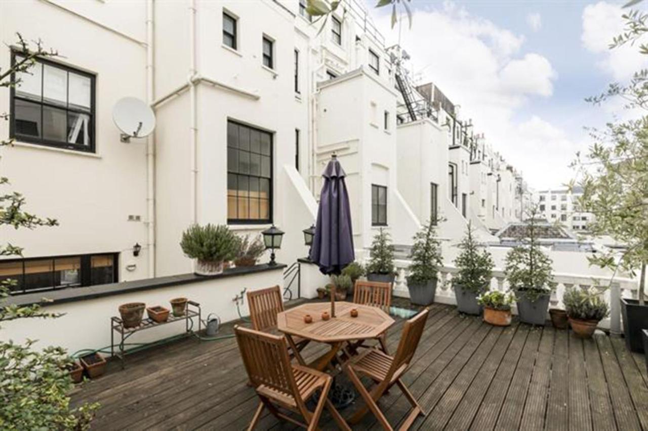 Apartment Cleveland Square Mansions London
